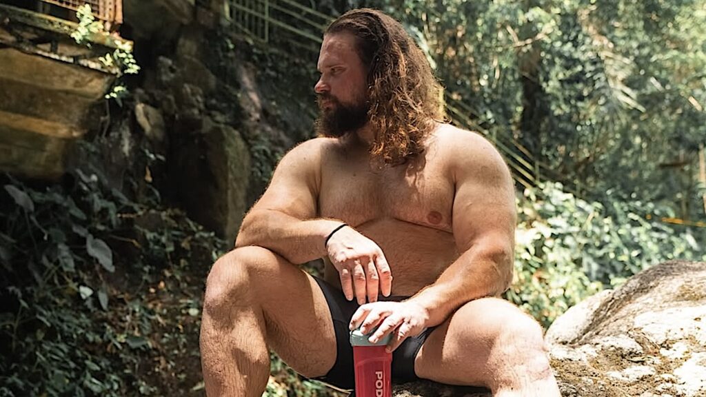 Strongman Martins Licis Trains Arnis Martial Arts in the Philippines