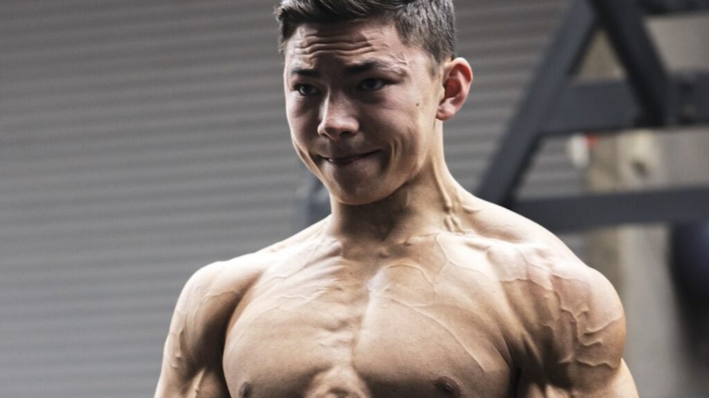 Tristyn Lee Shares What It's Like to Train After Rebounding To 7% Body Fat