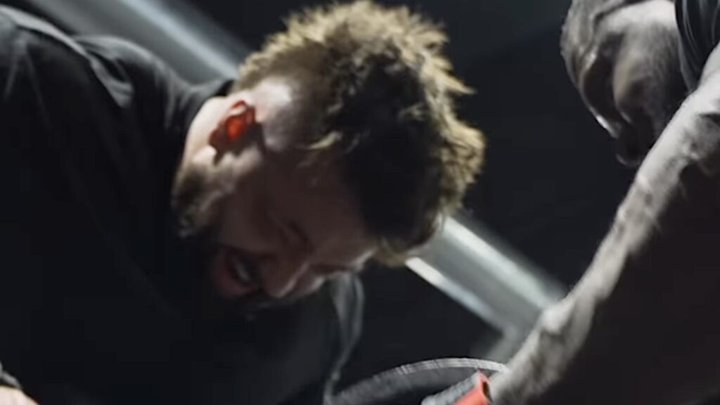 Divisions Collide — Keone Pearson Teaches Regan Grimes a Back Exercise He'd Never Done Before